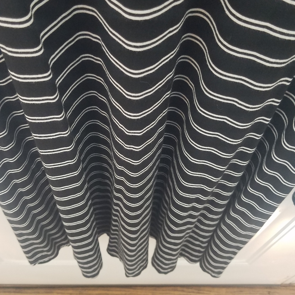 Old Navy Striped Longsleeve Dress - Picture 5 of 6